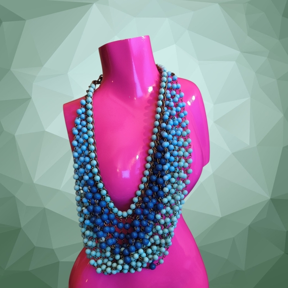 Jewelry - Vtg Blue Beaded Necklace